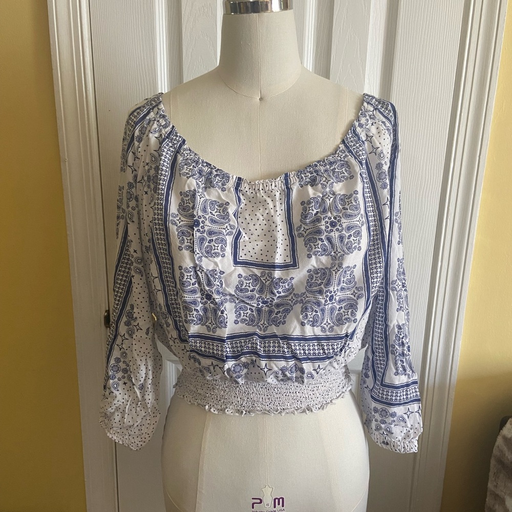 H&M Blue and White Paisley Patterned Blouse